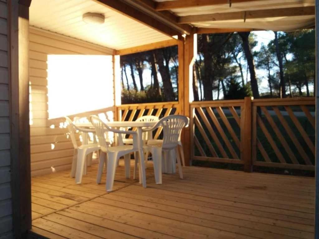 Camping 3 Etoiles - Piscine - Ccbb0Gd Bizanet Extérieur photo